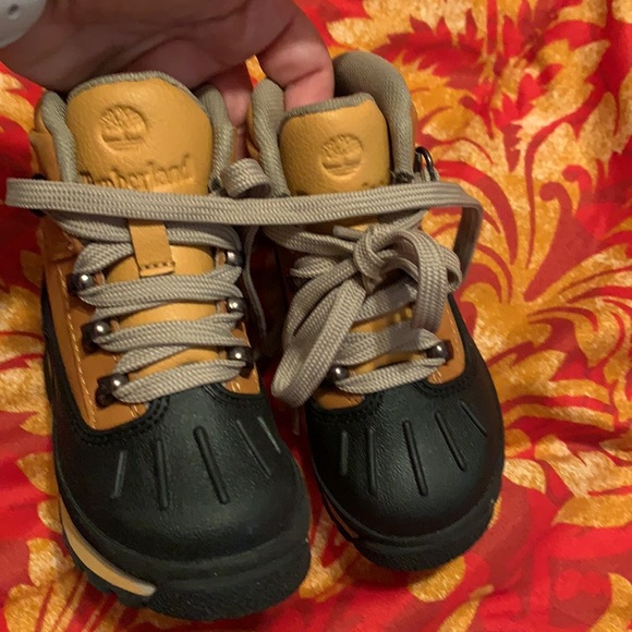 Timberlands - Picture 2 of 4